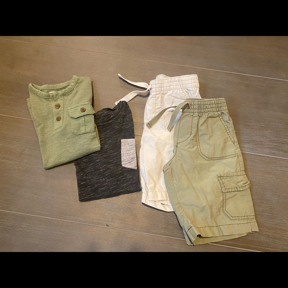 Boys Old Navy Tees and Short Set